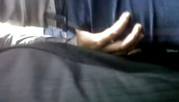 یوو ممه های سکسی آساکورا با سختی در اتوبوس