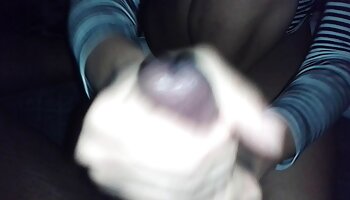 هالی مایکلز همه آنها را می گیرد ممه خوری سکسی .....