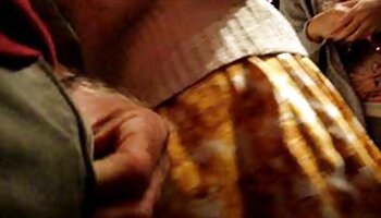 String Up Creampie یک نوجوان خوب و نازک در حال سکس خوردن ممه حرکت در نهرها از پای خود است