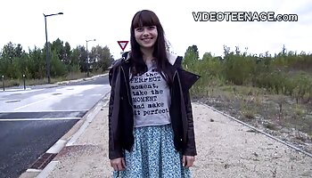 بچه های سینه پستان گنده در حال بالا رفتن از شهوانی ممه لعنتی شدید
